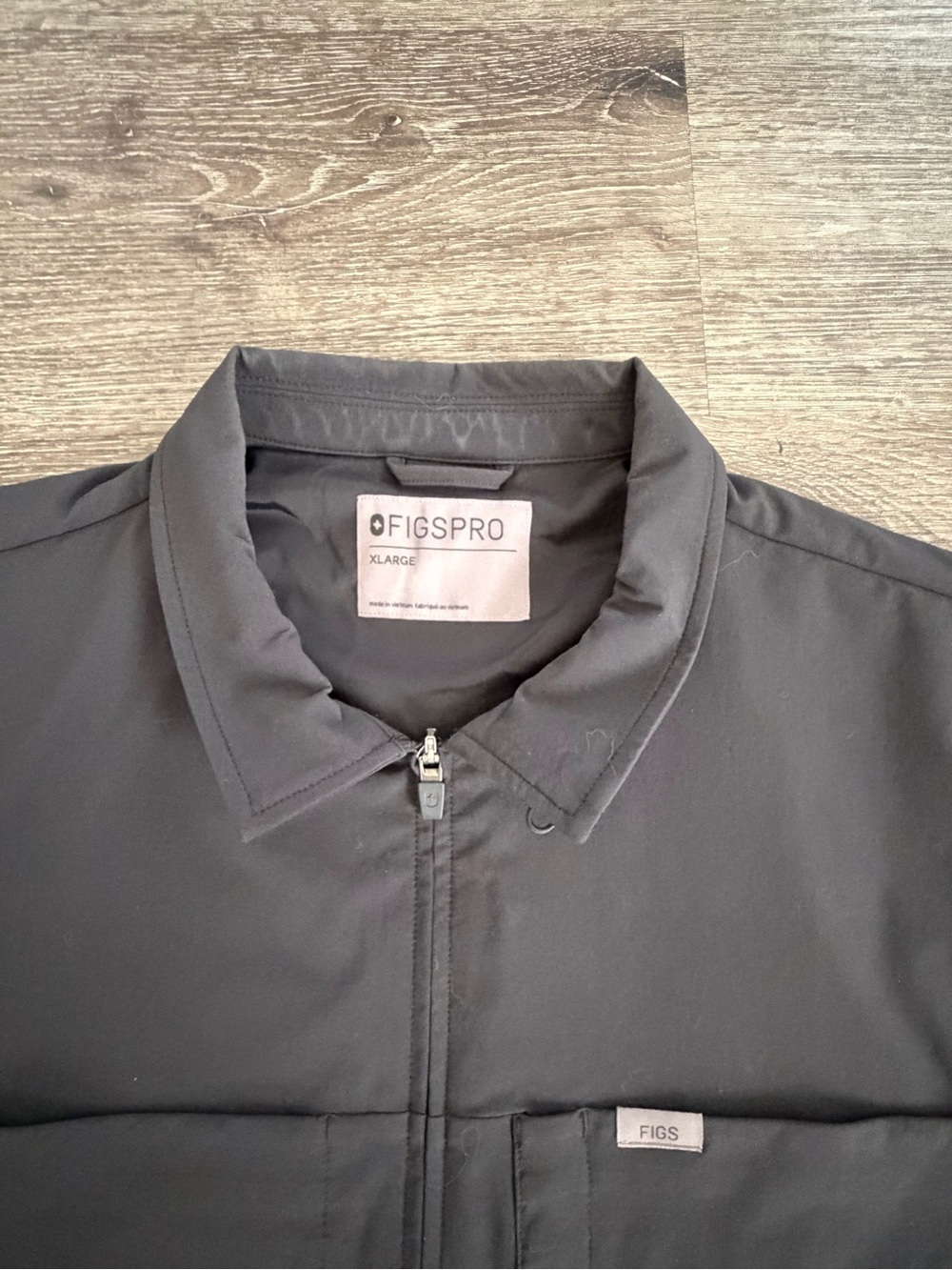 Figs Men's Black Lightweight Zip Shirt Jacket - Picture 2 of 7